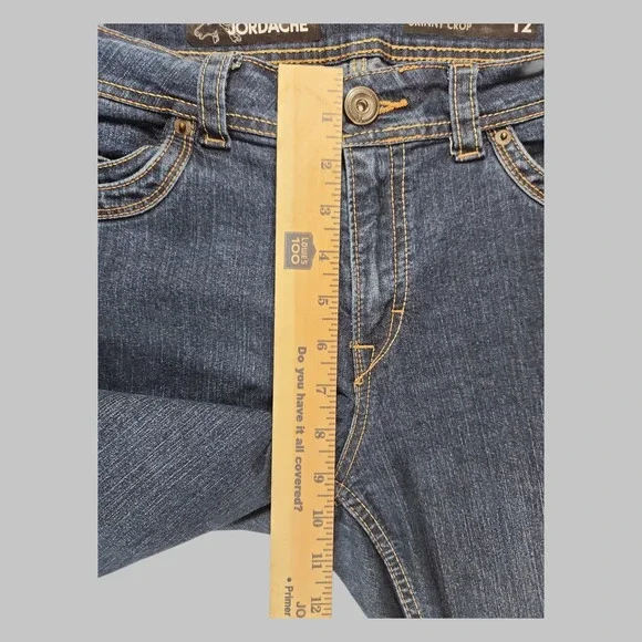 Jordache Capri Jeans - Womens Size 12 - Blue - Skinny Crop - Distressed - Picture 7 of 9